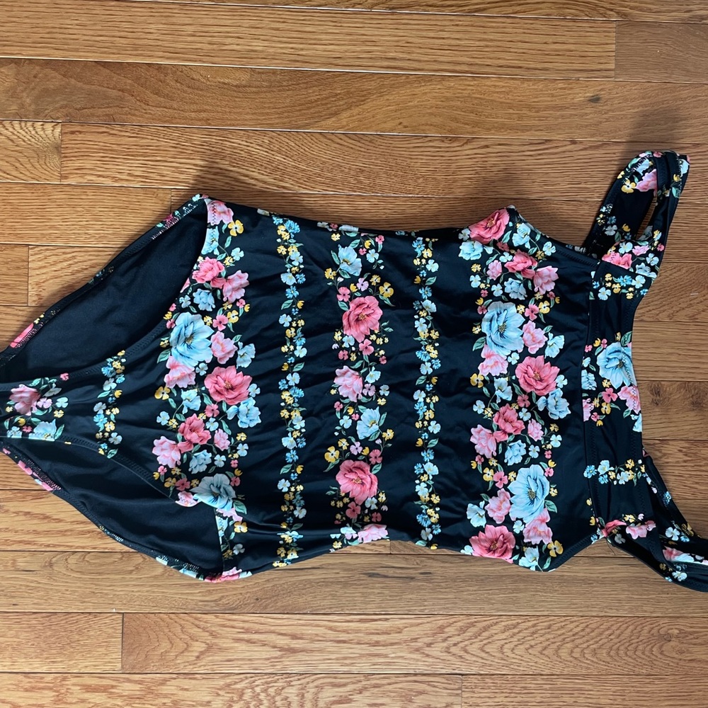 Off shoulder floral swimsuit